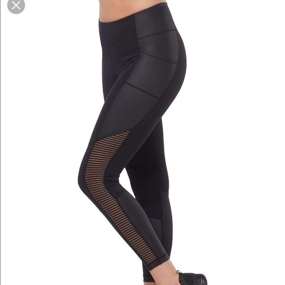 Free Country Pants - Free Country Free 2 be Black Leggings